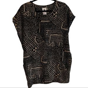 Aoyama Itchome black and white geometric pattern blouse S/M